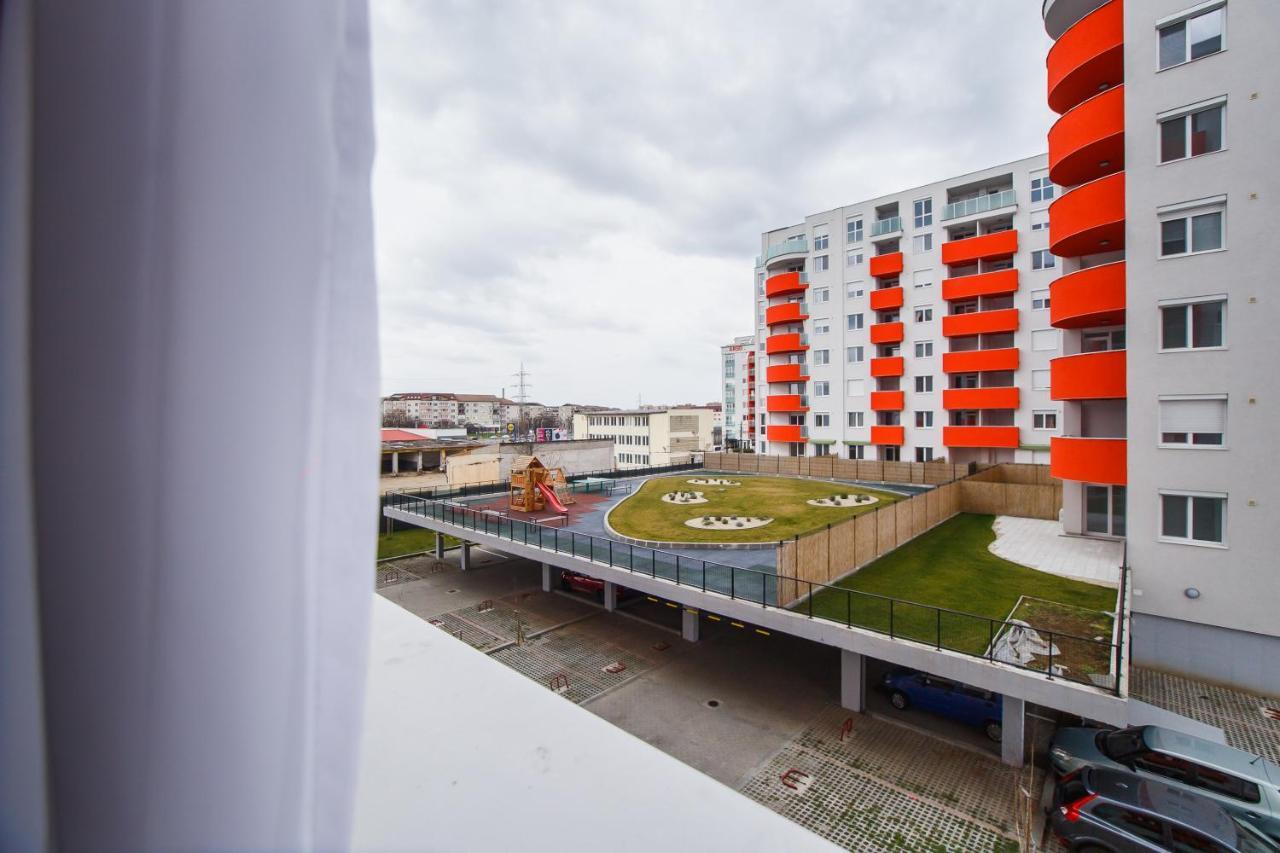 Trendy Apartment Near City Center Oradea Eksteriør bilde